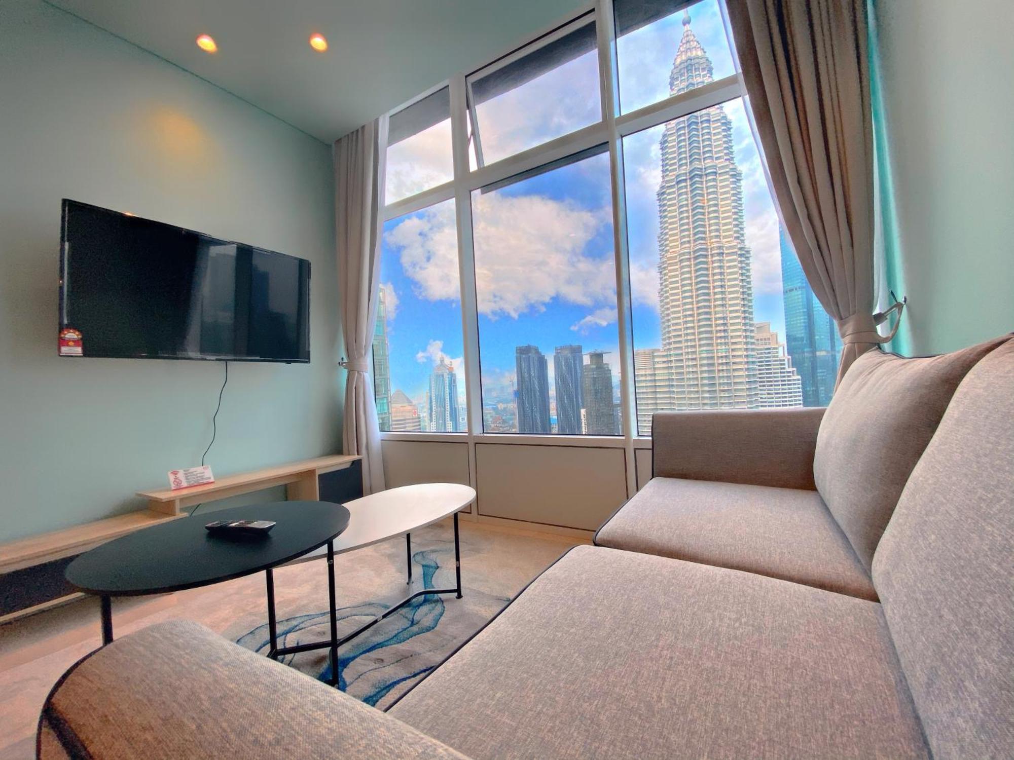 Sky Suites Klcc By Home Stay Kuala Lumpur Exterior photo